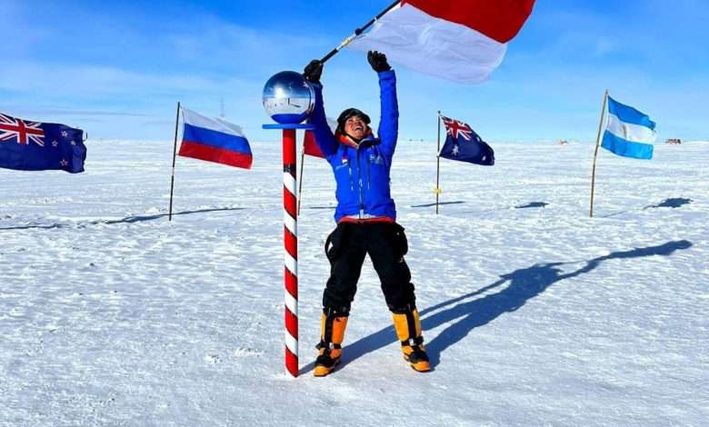 Merdeka! Putri Handayani Jadi Orang Indonesia Pertama yang Mencapai Kutub Selatan